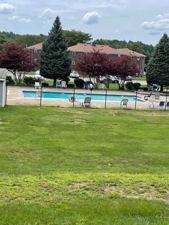 1 Drummer Rd, Acton MA 01720-5239 exterior