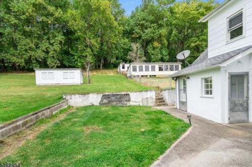 356 Church Rd, Milford NJ  08848-1808 exterior