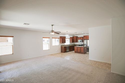 27015 52nd Gln, Phoenix AZ  85083-6308 exterior