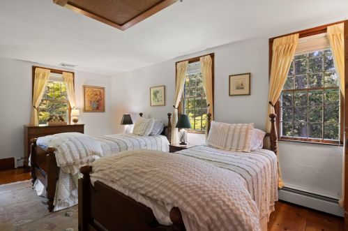 190 Windjammer Ln, Eastham MA 02642-3416 exterior