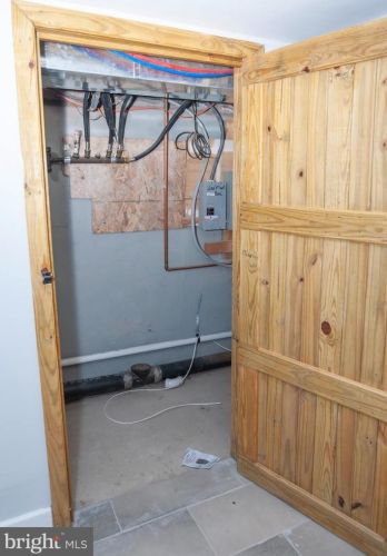 1815 20 St, Philadelphia PA 19145-2048 exterior