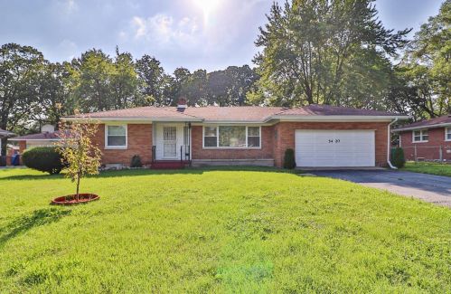 5420 Mary Ann Ln, Gary, IN 46410-1754