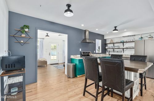 1819 45th St, Phoenix AZ 85032-2387 exterior