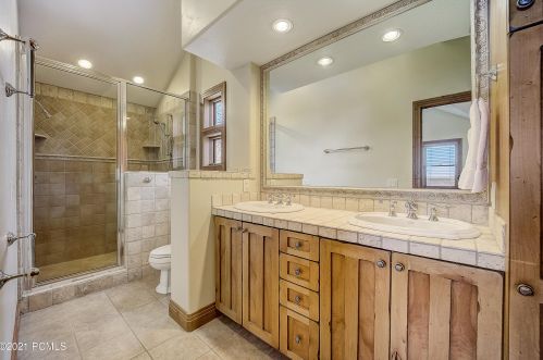 953 Park Ave, Park City UT 84060-5202 exterior