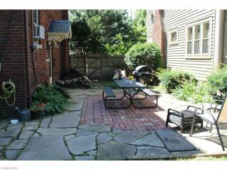 1067 Kenneth Dr, Cleveland OH  44107-1151 exterior