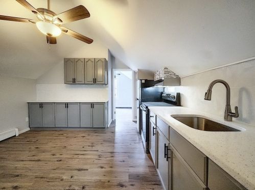 16 Frederick St, Montgomery MA 01085-3180 exterior