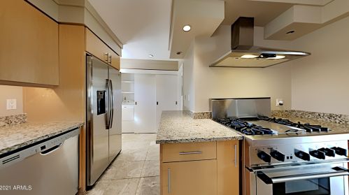 505 El Caminito Dr, Phoenix AZ 85051-4620 exterior