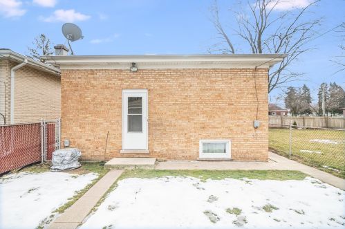 6718 41 St, Forest View IL 60402-4160 exterior