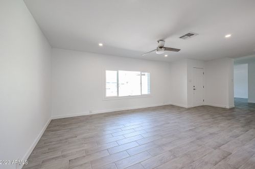 3535 Acapulco Ln, Phoenix AZ 85023-5019 exterior