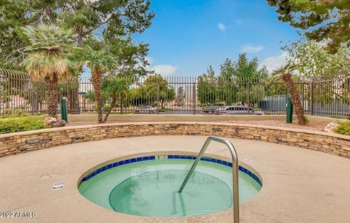 13826 36 Pl, Phoenix AZ 85050-8386 exterior