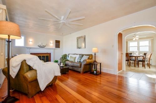 85 Caswell St, New Bedford MA 02745-2702 exterior