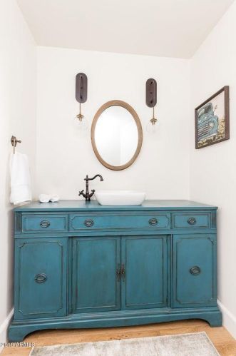 5123 43rd Pl, Phoenix AZ  85018-1633 exterior