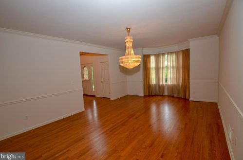 8 Landview Ln, Columbus NJ 08022-2260 exterior