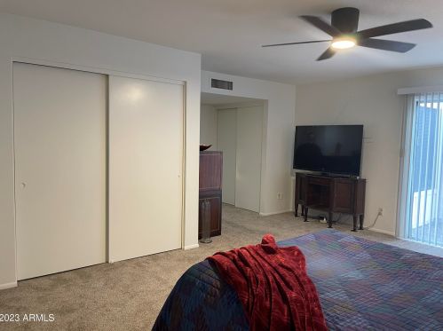 16017 34th Ave, Phoenix AZ 85051-1206 exterior