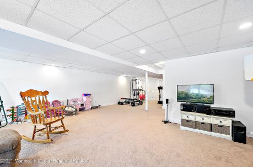 19 Brookfield Dr, Jackson Twp NJ 08527-3865 exterior