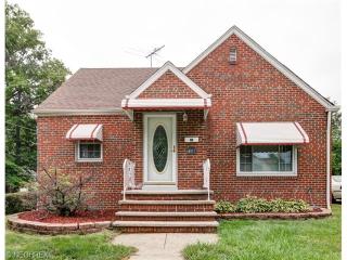 491 266th St, Cleveland, OH 44132-1506