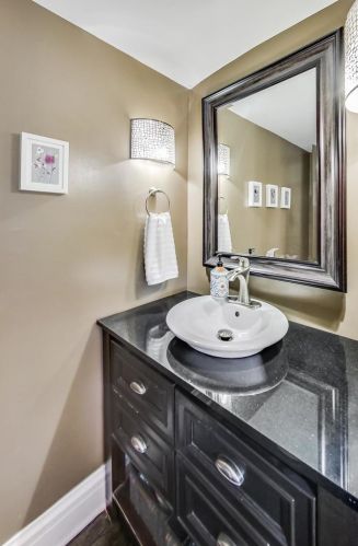 3325 Kenilworth Ave, Forest View IL 60402-1661 exterior