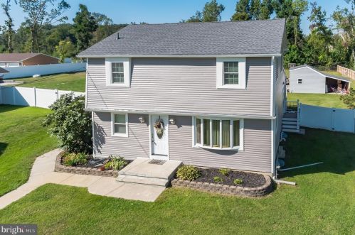 841 Boundary Rd, West Deptford NJ 08096-3614 exterior