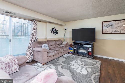 108 Kenwood Dr, Erial NJ  08081-4215 exterior