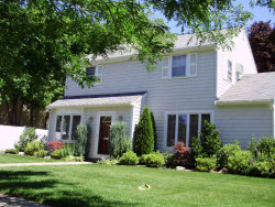 43 Hanson Rd, Newton, MA 02459-3516