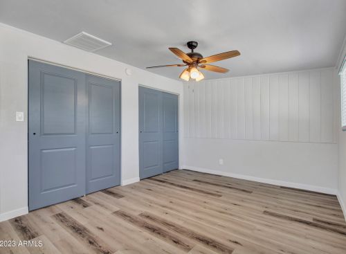 5526 Clarendon Ave, Phoenix AZ 85033-4118 exterior