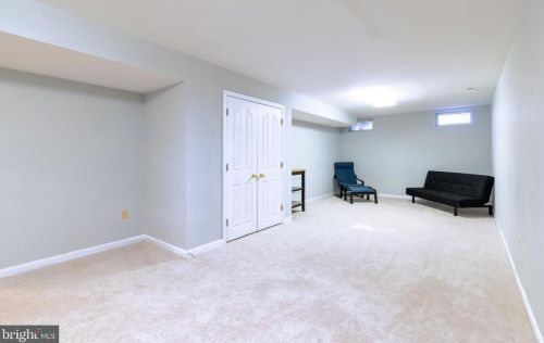 5484 Wooded Way, Columbia MD  21044-5722 exterior