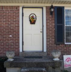 7818 Watering Pl, Louisville, KY 40291-2962