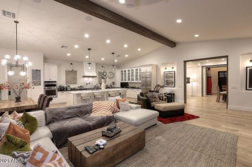 4535 39 St, Phoenix AZ 85008-3018 exterior