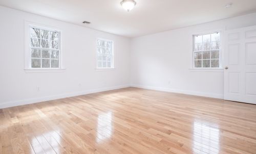 137 Wall St, East Bridgewater MA 02324-1519 exterior