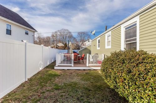 161 County St, Seekonk MA 02771-5629 exterior