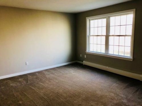 2 Englewood Dr, Harwich MA 02645-2737 exterior