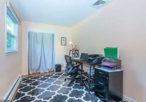 31 Courtland Dr, Wantage NJ  07461-1711 exterior