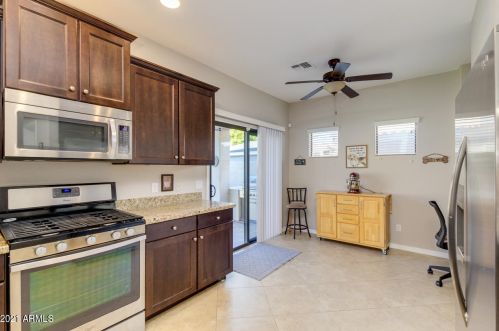 1344 Belmont Ave, Phoenix AZ 85021-6876 exterior