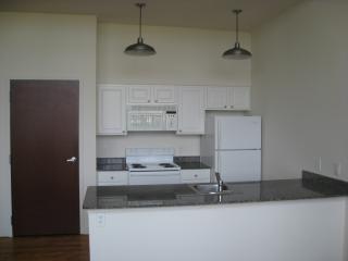 524 Dutton St, Lowell MA  01854-4304 exterior