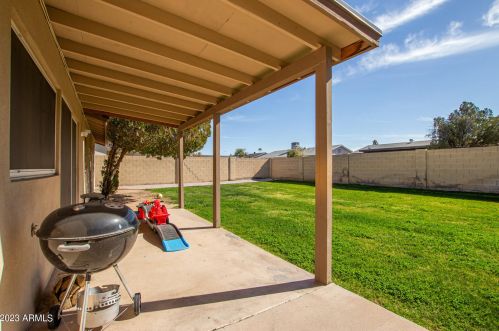 4115 Alta Vista Rd, Phoenix AZ 85041-4916 exterior