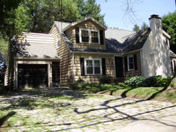 60 Hartman Rd, Newton, MA 02459-3060