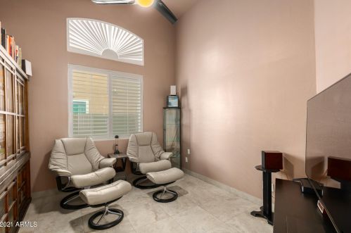 1709 Cathedral Rock Dr, Phoenix AZ 85048-8909 exterior