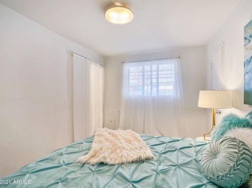 2725 Alice Ave, Phoenix AZ 85021-4112 exterior