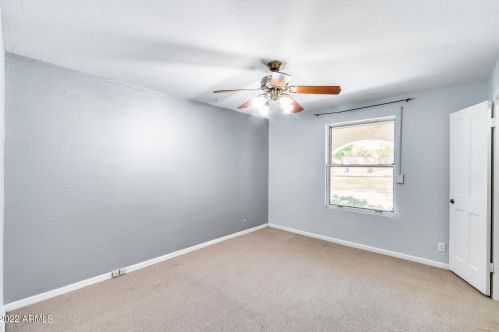 5501 Camelback Rd, Phoenix AZ 85033-1642 exterior