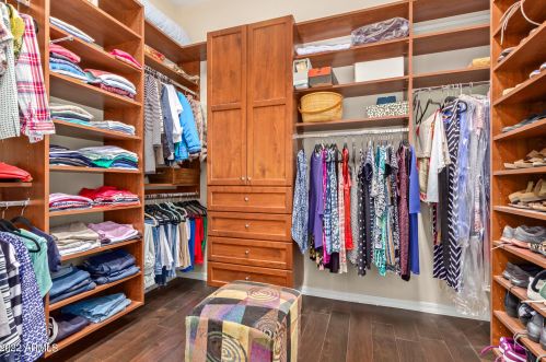 1816 Eagle Talon Trl, Phoenix AZ 85085-5344 exterior