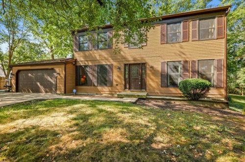 723 Ashbury Ave, Lemont, IL 60440-1168