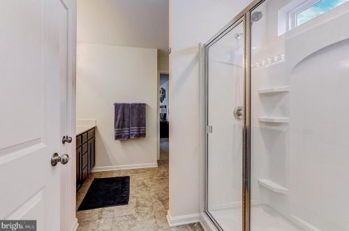 618 Schaeffer Ave, West Deptford NJ 08096-6631 exterior