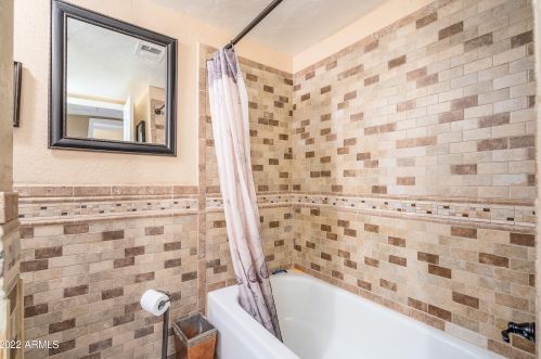 414 Behrend Dr, Phoenix AZ 85050-3992 exterior