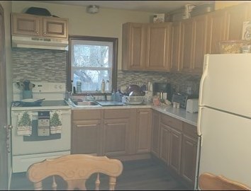 408 Somerset Ave, Taunton MA 02780-4825 exterior