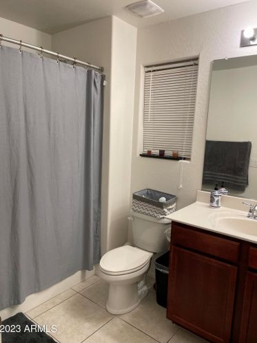 2514 73 Dr, Phoenix AZ 85043-7592 exterior