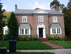 45 Park Ave, Newton, MA 02458-2607
