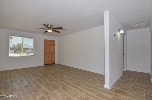 4718 9th St, Phoenix AZ  85014-3610 exterior