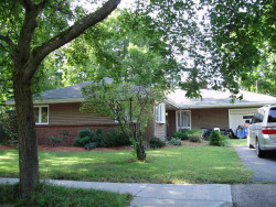 16 Maynard St, Newton, MA 02465-1316