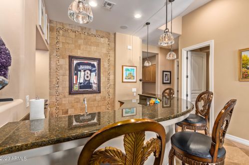 22843 54th St, Phoenix AZ  85054-7199 exterior