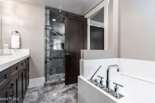 1024 Norfolk Ave, Park City UT 84060-5444 exterior